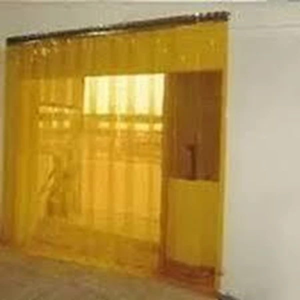 tirai PVC Strip Kuning Gudang